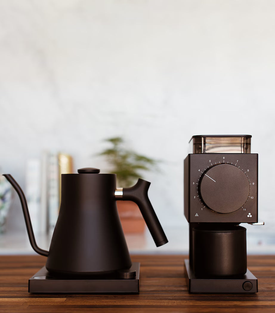 Fellow Stagg Pouring Kettle - Black